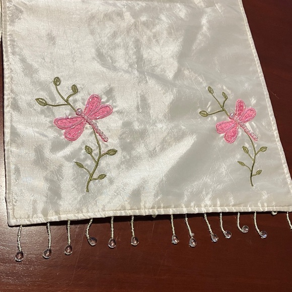 Embroidered Dragonfly Silk-Feel Table Runner - Pink/White - Picture 6 of 7